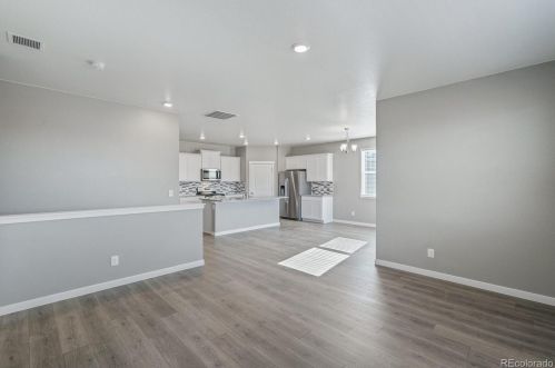 8365 132nd Pl, Denver CO 80602-8468 exterior