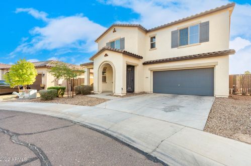 6410 50th Dr, Laveen, AZ 85339-6271