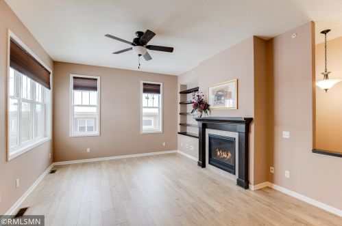 9169 Compass Pointe Rd, Saint Paul MN  55129 exterior