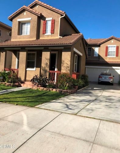 1209 Briana Cir, Oxnard, CA 93030-6082