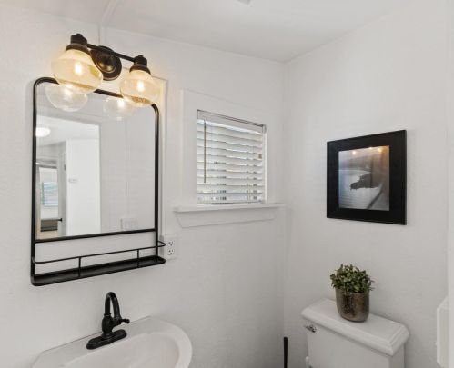 1436 Luxton St, Seaside CA  93955-5034 exterior