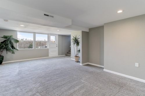 10101 9 Dr, Aurora CO 80215-5766 exterior