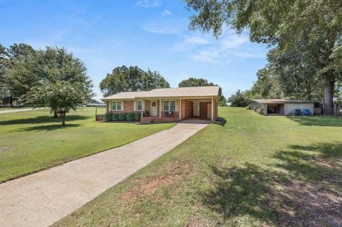 21 Orchard Cir, Commerce, GA 30529-1648