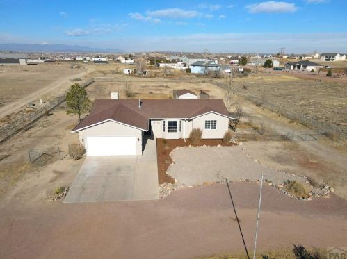 1453 Caida Del Sol Dr, Pueblo CO  81007-4079 exterior