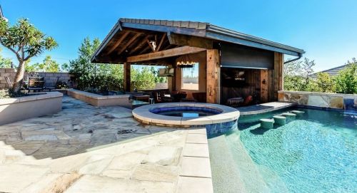 352 20th St, Upland, CA 91784-1662