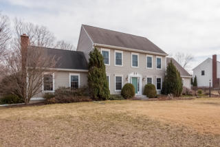 5 Hills Ln, Hebron, CT 06248-1277