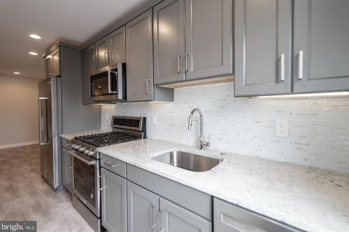 2609 Federal St, Philadelphia, PA 19146-3829