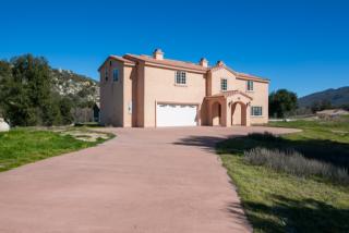 9879 Oak Grove Dr, Descanso, CA 91916-9706