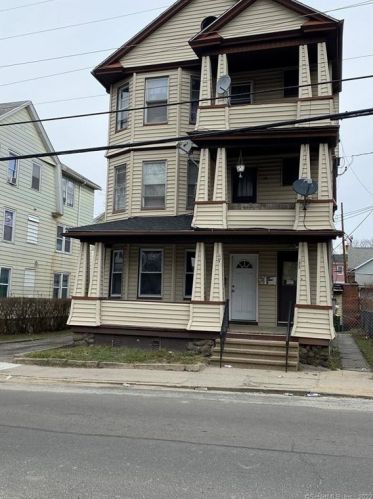 175 Wood St, Waterbury, CT 06704-4139