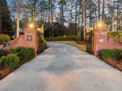 2219 Costley Mill Rd, Conyers, GA 30013-1052