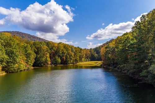 550 Fairway Dr, Big Canoe GA  30143-7946 exterior