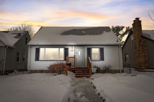 5424 46th Ave, Minneapolis, MN 55417-2310