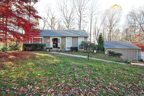 30 Hemlock Terrace Ext, Deep River, CT 06417-1606