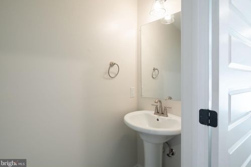 1630 21st St, Philadelphia PA  19145-1337 exterior