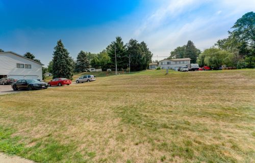 1613 Helmo Ave, Saint Paul MN  55128-5535 exterior