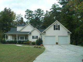 10 Camp Dr, Carrollton, GA 30117-5505
