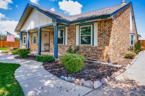 3920 Crossbow Ln, Lewisville, TX 75028-1534
