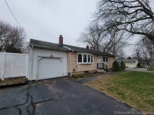 10 Steven St, Wallingford, CT 06492-3214