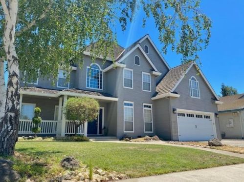 38 Evergreen Dr, Lodi, CA 95242-8307