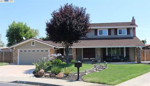 3736 Parktree Ct, Concord, CA 94519-1506