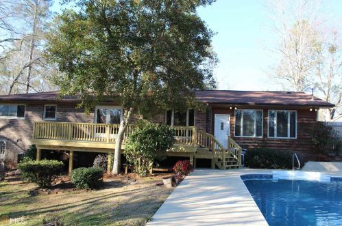 111 Shannon Dr, Lagrange, GA 30241-1527