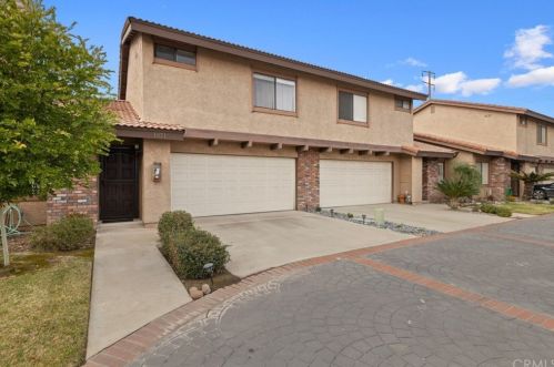 1071 Glendora Ave, Covina, CA 91724-2107