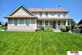 4402 Mark St, Bellevue, NE 68123-1079