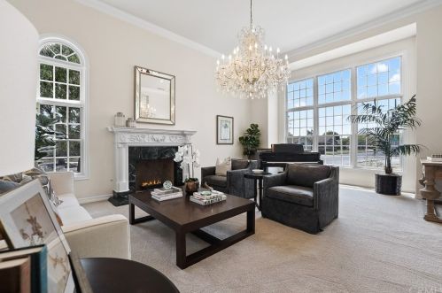 2821 Copa De Oro Dr, Los Alamitos, CA 90720-4956