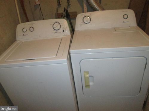 15 Valleyfield Ct, Silver Spring MD 20906-5724 exterior