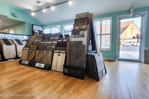 1800 Grand Central Ave, Lavallette NJ  08735-2130 exterior