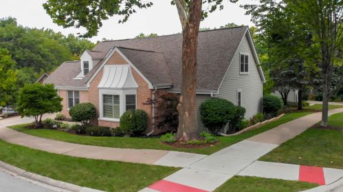 418 River Bluff Cir, Naperville, IL 60540-5271