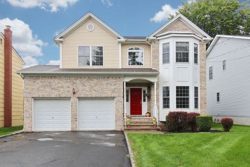 270 Hemlock Ave, Garwood, NJ 07027-1429