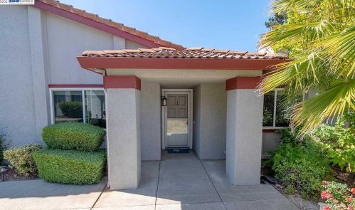 2627 Marsh Dr, San Ramon, CA 94583-2120
