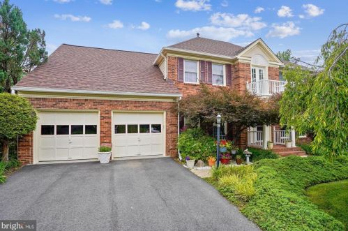 12116 Darnley Rd, Woodbridge, VA 22192-6613