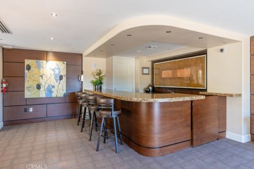 5082 Scholarship, Irvine CA  92612-5695 exterior