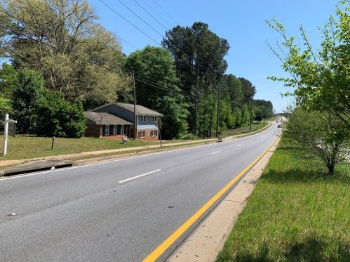3216 Highway 20, Conyers GA  30013-2865 exterior
