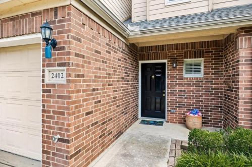 2402 Southlake Ct, Irving TX 75038-5654 exterior