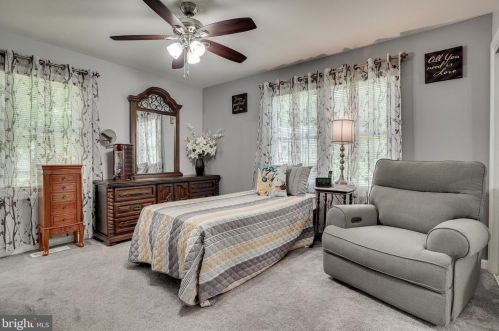 8729 Redman St, Springfield VA  22153-2413 exterior