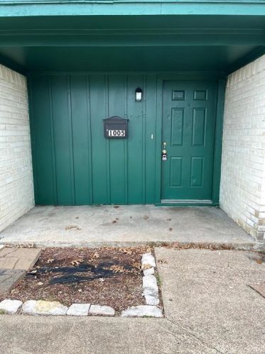 1005 Foxe Basin Dr, Garland TX exterior