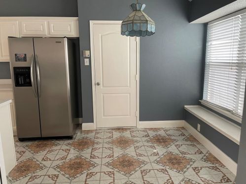 2806 Briarbrook Ln, Garland TX  75040-3936 exterior