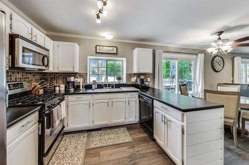 1045 Big Eagle Trl, Carol Stream IL  60188-9153 exterior