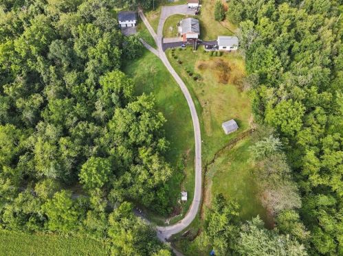 251 Hill Rd, Noblestown, PA 15071-3003