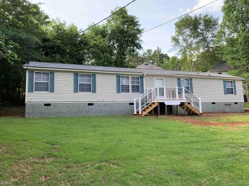 161 Pocahontas St, Jackson, GA 30233-3627