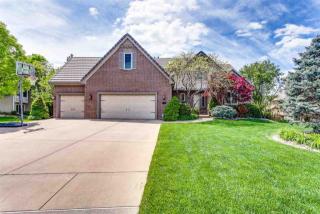 108 Chelmsford Ct, Wichita, KS 67230-6913