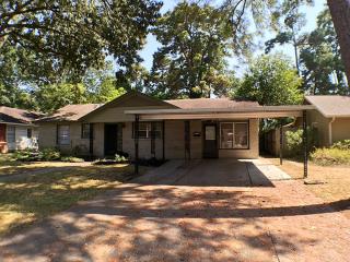 1439 Richelieu Ln, Houston TX  77018-1830 exterior