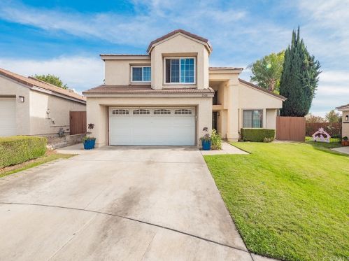 2068 Bridgewood Way, Upland, CA 91784-7917