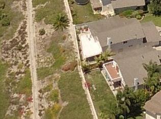 2145 Sorrento Dr, Oceanside, CA 92056-6327