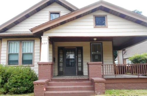 302 Forest St, Martinsville, VA 24112-4210