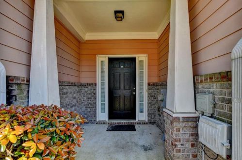 357 Creek Manor Way, Suwanee GA  30024-6565 exterior