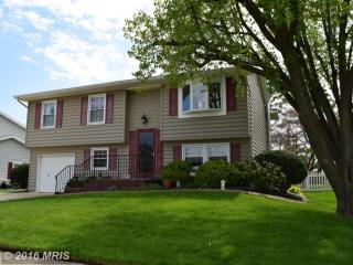 922 Winterhaven Dr, Gambrills, MD 21054-1211